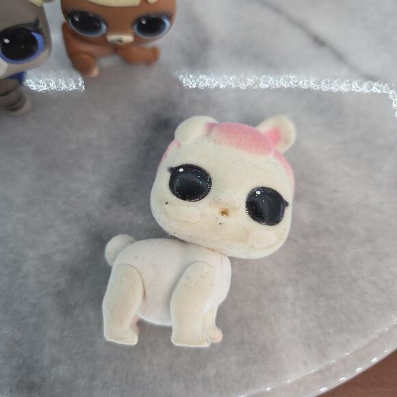 LOL Surprise Pets Lot of 7 Dolls Figures Accessories MGA Big Eye Animal Collecti - Picture 12 of 13